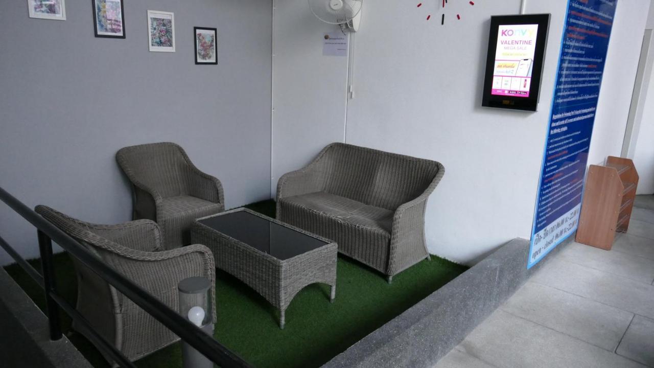 Sundowner Sukhumvit Apartment Bangkok Bagian luar foto