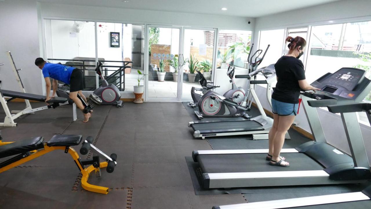 Sundowner Sukhumvit Apartment Bangkok Bagian luar foto